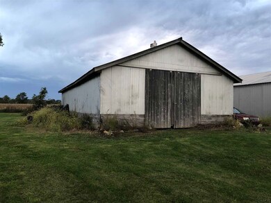 8010 S 200 W, Poneto, IN 46781 - photo 4