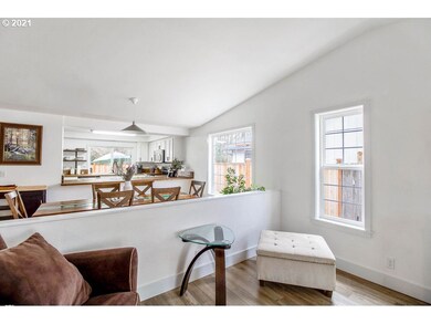 1762 Labona Dr, Eugene, OR 97404 - photo 7