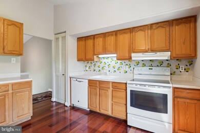 6401 Windharp Way, Columbia, MD 21045 - photo 6