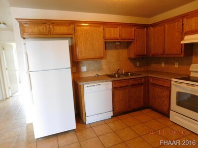 612 Bermuda unit A, Copperas Cove, TX 76522 - photo 6