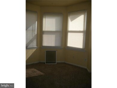 606 Clifton Ave unit 2, Darby, PA 19023 - photo 3