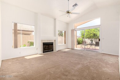 Living Room w/gas fireplace