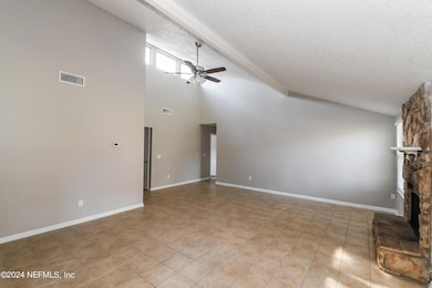 4385 Queensway Dr, Jacksonville, FL 32257 - photo 4