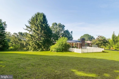 3955 Rinehart Rd, Westminster, MD 21158 - photo 2