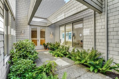 651 Winslow Way W unit 5, Bainbridge Island, WA 98110 - photo 2
