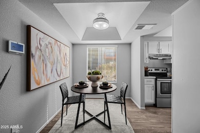 4748 W Sierra Vista Dr unit B1, Glendale, AZ 85301 - photo 6