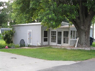 720 Walnut St, Whiteland, IN 46184 - photo 3