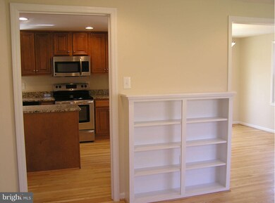 4331 S Starcrest Dr, Warrenton, VA 20187 - photo 7