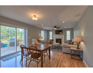 9 Lakeview Dr, Shirley, MA 01464 - photo 4