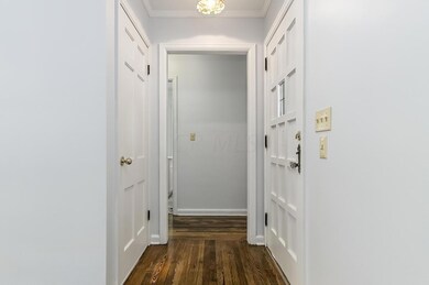 1026 S Cassingham Rd, Columbus, OH 43209 - photo 3