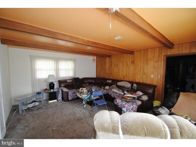 19 Cypress Ln, Willingboro, NJ 08046 - photo 5