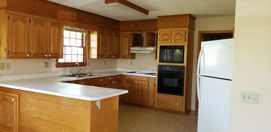 1054 Squire Rd, Ambrose, GA 31512 - photo 6