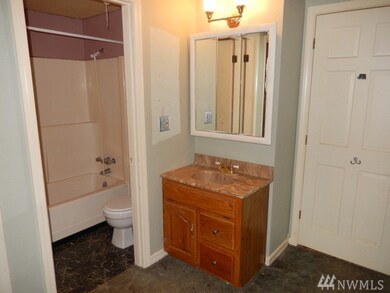 406 Mill Ave SE, Orting, WA 98360 - photo 3