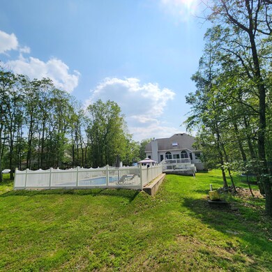 EXTERIOR 4