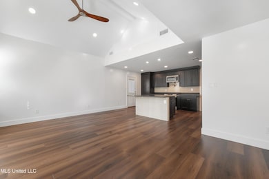 614 Clark Ave, Ocean Springs, MS 39564 - photo 5