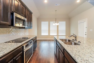 141 Constitution Dr, Joshua, TX 76058 - photo 6