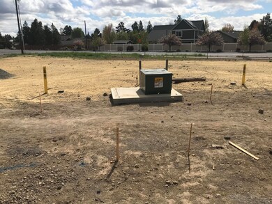 61375 Brosterhous Rd, Bend, OR 97702 - photo 2