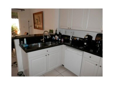 7245 NW 113th Place, Doral, FL 33178 - photo 6
