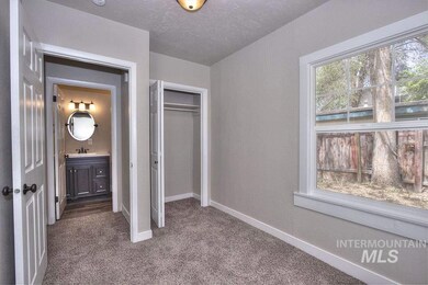 223 S Diamond St, Nampa, ID 83686 - photo 7
