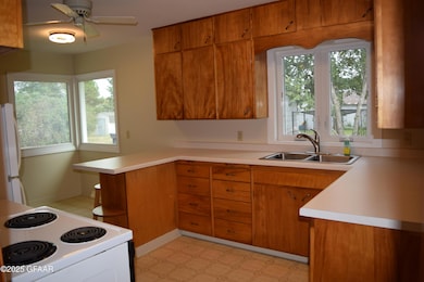 301 Pleasant Ave, Sheyenne, ND 58374 - photo 7