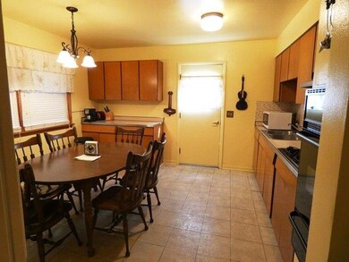 651 W 51st Place, Gary, IN 46408 - photo 6