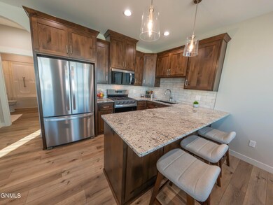 6201 Tyler Pkwy unit 246, Bismarck, ND 58503 - photo 6