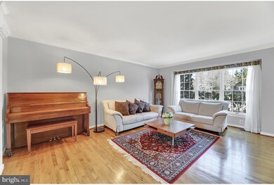 8 Summer Fields Ct, Lutherville Timonium, MD 21093 - photo 4