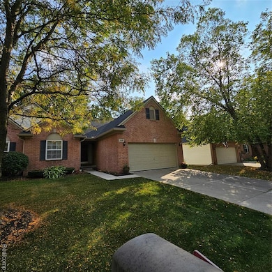 3449 Dewdrop Ln, Howell, MI 48843 - photo 2