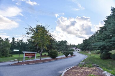 9 Walnut Cir, Merrimack, NH 03054 - photo 3