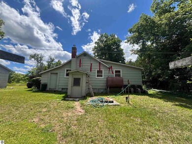 232 W Burdickville Rd, Maple City, MI 49664 - photo 2