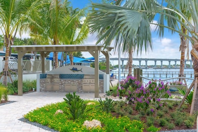 41 SW Seminole St unit 305, Stuart, FL 34994 - photo 3