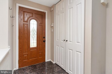 5914 Rowanberry Dr, Elkridge, MD 21075 - photo 5