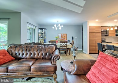 12 Stonehenge Cir unit 5, Pikesville, MD 21208 - photo 5