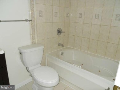 9227 Elvis Ln, Lanham, MD 20706 - photo 7