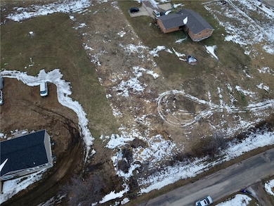 2641 Union Dr SW, Cedar Rapids, IA 52404 - photo 3