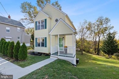 822 E B St, Brunswick, MD 21716 - photo 3