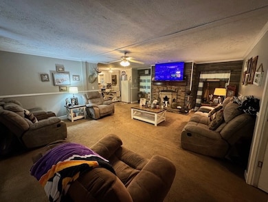 8498 Interstate Hwy, Iaeger, WV 24844 - photo 3