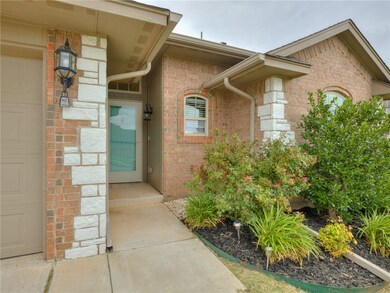 2904 NW 181st St, Edmond, OK 73012 - photo 4