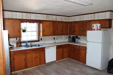 2699 Sims Rd, Shelbyville, TN 37160 - photo 7