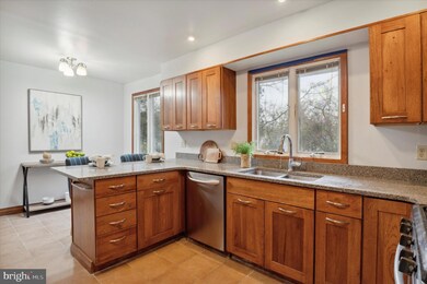 803 Baylor Dr, Newark, DE 19711 - photo 7