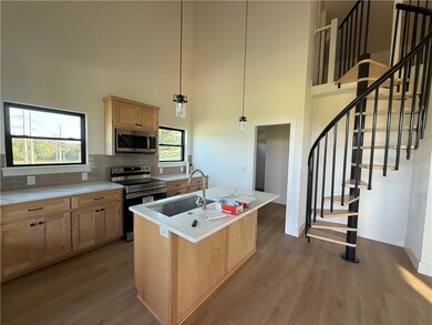 706 Foster Ln, Tontitown, AR 72762 - photo 3