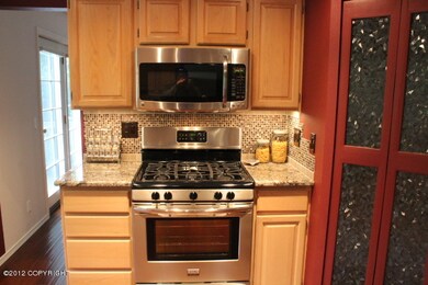 Cooking/Pantry Area