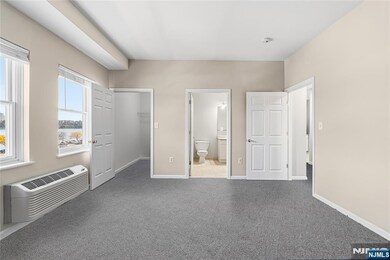 905 River Rd unit 314, Edgewater, NJ 07020 - photo 6
