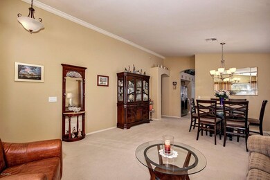 5754 E Glade