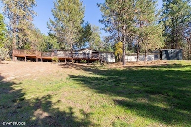 260 Pine Dell Ln, Grants Pass, OR 97526 - photo 2