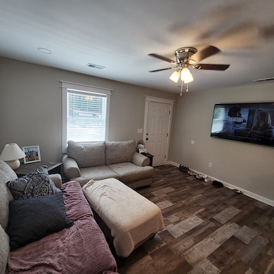 315 E Clark St, Pinewood, SC 29125 - photo 5