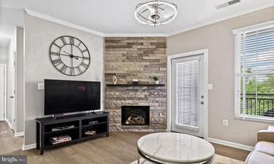 20451 Chesapeake Square unit 200, Sterling, VA 20165 - photo 5