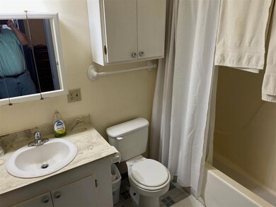 210 Hoover Cir, Elk City, OK 73644 - photo 7