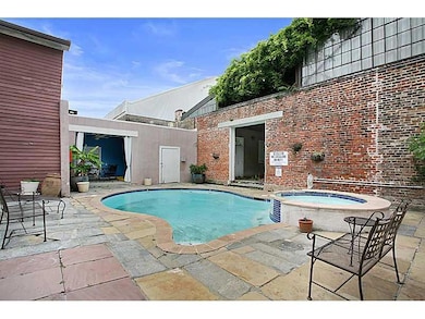 842 Camp St unit 3, New Orleans, LA 70130 - photo 3