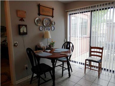 Eating space in kitchen.